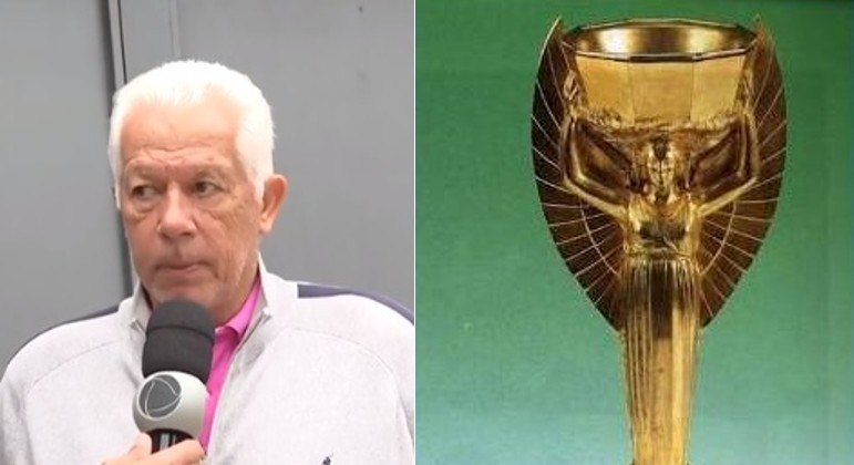 O ex-goleiro Emerson Leão e a taça Jules Rimet, troféu dado até a Copa de 1970