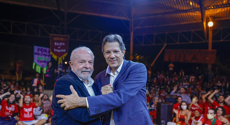 O ex-presidente Lula e o ex-prefeito de São Paulo Fernando Haddad