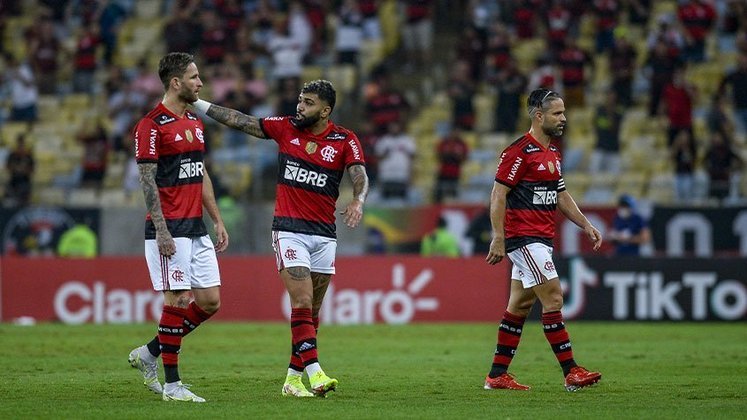 O Flamengo está eliminado da Copa do Brasil. Nesta quarta-feira, o Athletico-PR venceu o Rubro-Negro Carioca por 3 a 0 no Maracanã, pelo jogo da volta da semifinal da Copa do Brasil. A seguir, confira as notas (por João Alexandre Borges – joaoborges@lancenet.com.br):