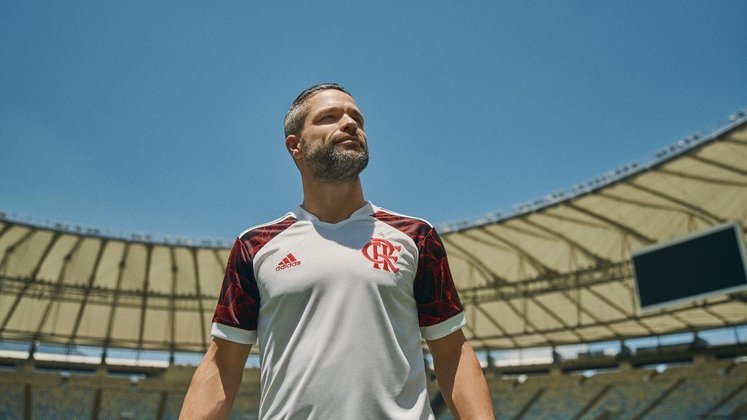 Flamengo lançará camisa em homenagem à seleção brasileira de