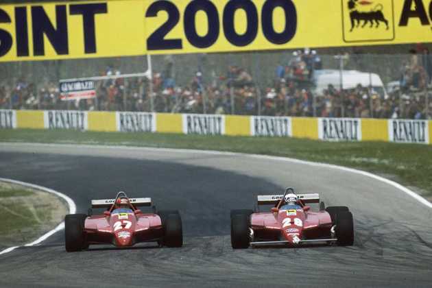 O GP de San Marino de 1982 era tenso pela crise entre FISA e FOCA, por isso apenas 14 carros disputaram a prova. Na pista, Didier Pironi superou Gilles Villeneuve no fim e armou uma confusão na Ferrari