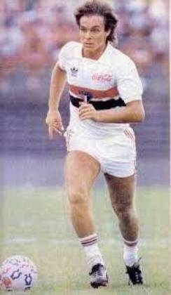 O jogador foi multicampeão pelo Tricolor, conquistando seis Paulistas (1980, 1981,1985, 1987, 1989 e 1991), dois Brasileiros (1986 e 1991) e a Libertadores de 1992. 