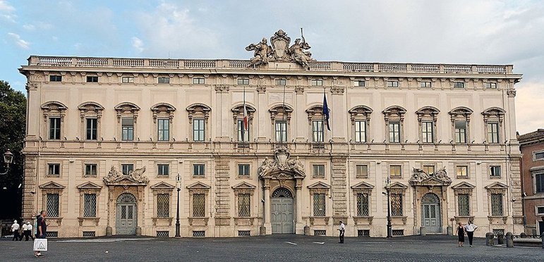 O julgamento foi nesta quarta-feira, 19/1, em Roma. A Corte de Cassação da Itália - equivalente ao Supremo Tribunal Federal do Brasil - rejeitou o recurso da defesa dos acusados, após a condenação nas primeiras instâncias. 