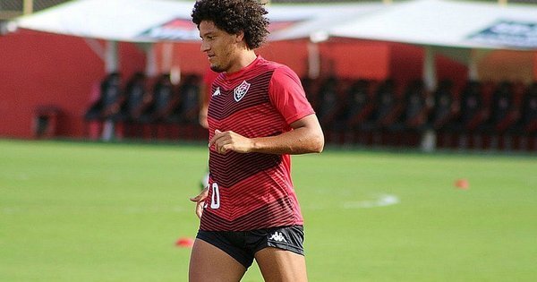 Confira jogadores interessantes que estão sem clube no momento - Esportes -  R7 Lance