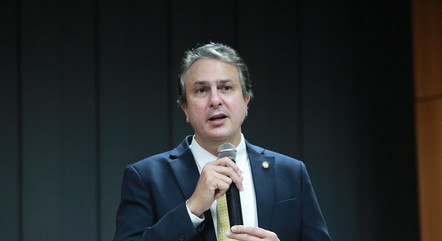O ministro da Educação, Camilo Santana