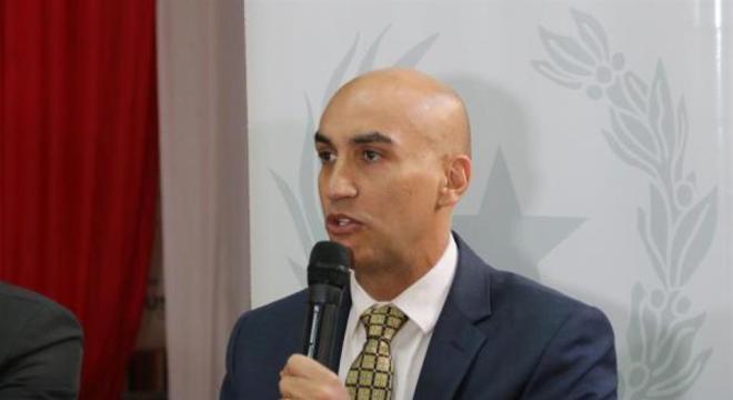 Ministro da Saúde do Paraguai, Julio Mazzoleni, confirmou 18 casos da covid-19