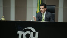 Bruno Dantas toma posse como presidente do TCU com presença de Lula