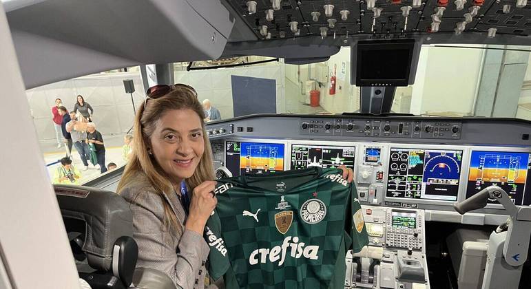 Entenda como será a utilização do avião do Palmeiras - Esportes - R7 Lance