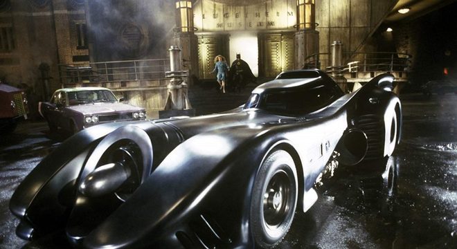 O modelo era pilotado por Michael Keaton, que interpretava o 