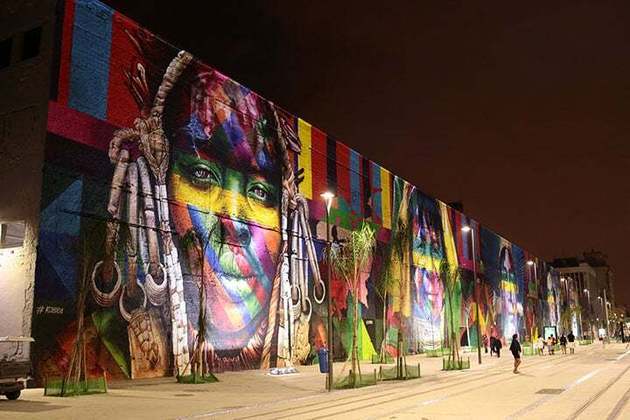 O Mural Etnias é uma obra chamativa do artista brasileiro Eduardo Kobra, situada na Orla Conde e que possui mais de três mil metros quadrados. O trabalho frisa cinco rostos coloridos que caracterizam as etnias presentes no continente americano