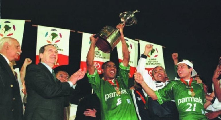 O Palmeiras do capitão César Sampaio, de Marcos, Oséas, Paulo Nunes, Roque Júnior, Zinho, Evair e Euller sagrou-se campeão da Copa Libertadores de 1999 ao vencer nos pênaltis o Deportivo Cali. Em 2000, logo após os títulos do Rio-São Paulo e da Copa dos Campeões, a parceria foi desfeita.