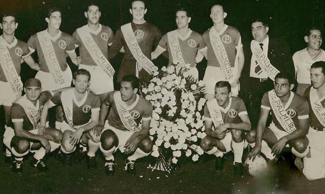 O Palmeiras tem Mundial? A Copa Rio, competição internacional com oito clubes (além do Alviverde, Vasco, Juventus, Nacional-URU, Áustria Viena, Sporting, Nice e Estrela Vermelha) tinha chancela do presidente da Fifa, Jules Rimet. O time de Ventura Cambon superou a Velha Senhora, ao vencer por 1 a 0 no jogo de ida (com gol de Rodrigues) e, no jogo decisivo, empatar em 2 a 2 (gols de Liminha e Rodrigues, em duelos no Maracanã. À época, a imprensa paulista destacou os atletas como 'campeões mundiais'. Em 2004, o Palmeiras entregou um dossiê à Fifa pedindo o reconhecimento do título mundial