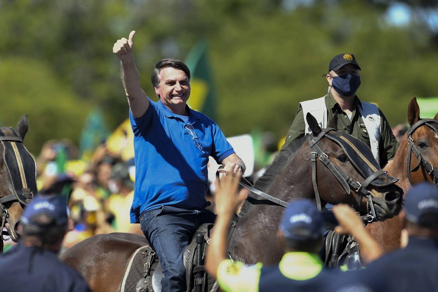 Estarei onde o povo estiver', diz Bolsonaro ap&oacute;s atos deste domingo -  Not&iacute;cias - R7 Brasil