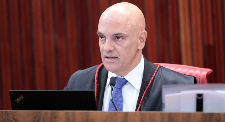 Alexandre de Moraes, ministro do STF, durante sessão no plenário do TSE, Corte que ele preside