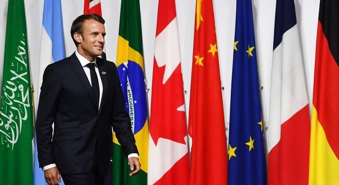 Governo de Macron nega que reunião com Bolsonaro estivesse nos planos