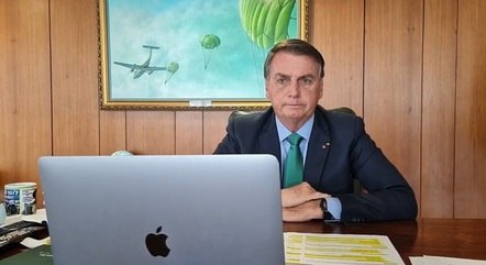Bolsonaro publica MP para não pagar internet às escolas públicas – Notícias