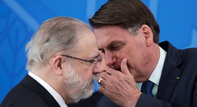 Aras esteve com Bolsonaro seis vezes desde que assumiu