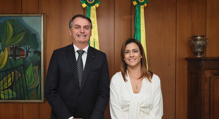 O presidente Jair Bolsonaro e a senadora Soraya Thronicke em audiência em outubro de 2019 