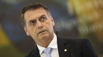 Bolsonaro sustituye a 11 embajadores y nombra a 14 militares en puestos de dirección