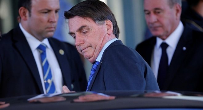  É Aras quem vai decidir se o presidente será ou não denunciado à Justiça por crimes
