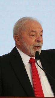 5. Presidente Lula faz primeira viagem para entrega de obras