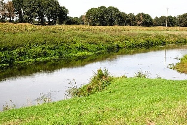 O primeiro em terras europeias, entre Alemanha e Holanda, o aquífero Digital Waterway Vechte possui uma área total de 7,5 mil km².