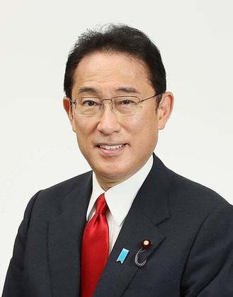 O primeiro-ministro do Japão, Fumio Koshida, tomou um susto  neste sábado 15/4. 