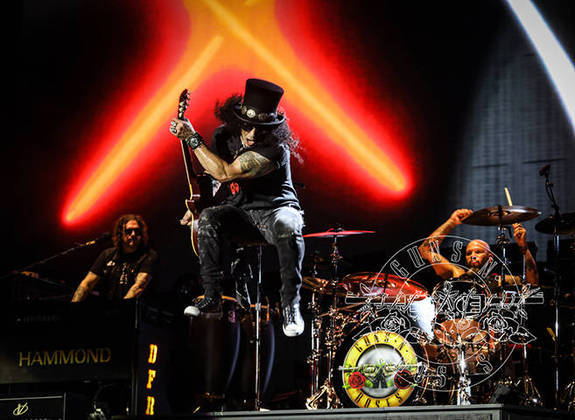 O próximo show da banda será neste domingo (4), na Arena Pernambuco, estádio de futebol localizado na Grande Recife, às 20h. O nome desta turnê é  Guns N' Roses Are F’ N’ Back!. 