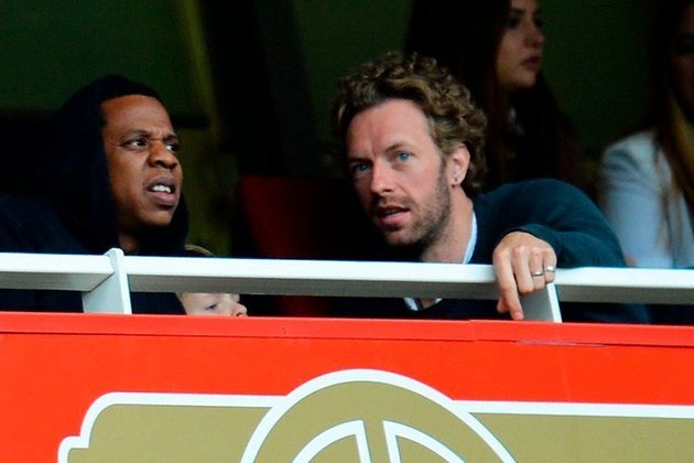  O rapper americano Jay-Z, 52 anos, é outro que defende as cores do Arsenal. Ele contou que adotou os Gunners na época em que Thierry Henry jogou no time (2012). 