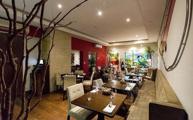  O restaurante Manu, em Curitiba, é o 49º do ranking. O estabelecimento fica no bairro Batel. Menu degustação na casa dos R$ 400