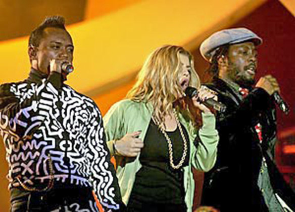 O Réveillon de 2006/07 foi marcado por um show memorável do Black Eyed Peas na orla de Ipanema. Nem mesmo a fraca chuva foi capaz de espantar a multidão. Tinha cerca de 1 milhão de presentes. 