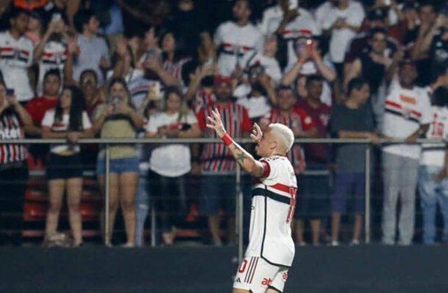 O São Paulo recebeu o Flamengo nesta quarta-feira (6/12) pela última rodada do Brasileirão. Veja como o Jogada10 avaliou a performance dos são-paulinos - Foto: Divulgação/São Paulo FC