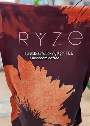 O sucesso foi tamanho que a hashtag “Mushroom Coffee” (“café de cogumelos”) chegou a acumular mais de 20 milhões de visualizações no TikTok.