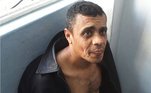 O agressor, Adélio Bispo de Oliveira, de 40 anos, foi preso pela Polícia Federal e levado para a sede da PF no município. Bispo foi transferido para  o Ceresp (Centro Remanejamento do Sistema Prisional), um centro de detenção provisória em Juiz de Fora, na madrugada desta sexta-feira (7)