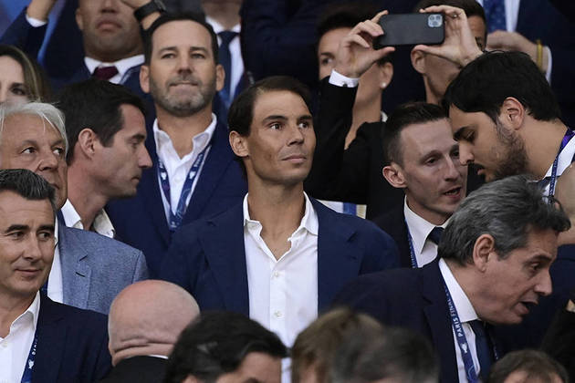 O tenista espanhol Rafael Nadal, 36 anos, disse que é torcedor do Real Madrid, mas já foi visto no estádio celebrando gols do Mallorca. Motivo: ele nasceu em Manacor, na Ilha de Mallorca. Então, curte o time local.
