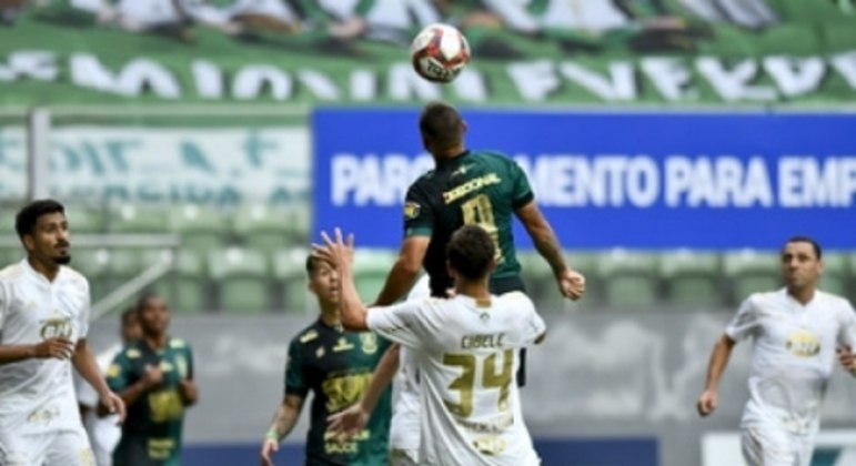 O time americano foi superior ao Cruzeiro nos dois jogos das semifinais do Mineiro