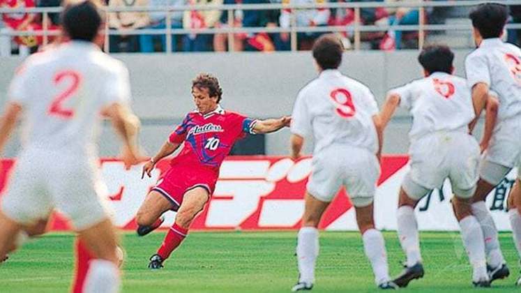 O último título conquistado por Zico em sua carreira como jogador foi com a camisa do Kashima Antlers, do Japão, quando conquistou a Copa Suntory Series, em 1993
