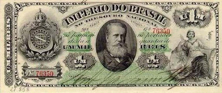 O uso da palavra “real” como unidade monetária deriva de realeza, exatamente por conta do período monárquico ao qual o Brasil foi submetido. Antes disso a moeda era apenas chamada de “dinheiro”.
