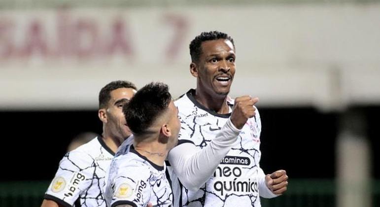 O valor total do elenco do Corinthians é de 53,9 milhões de euros (cerca de R$ 332 milhões na cotação atual).