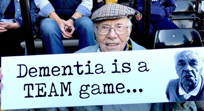 O velhinho Roy entrou em campo pelo Notts County e converteu pênalti
