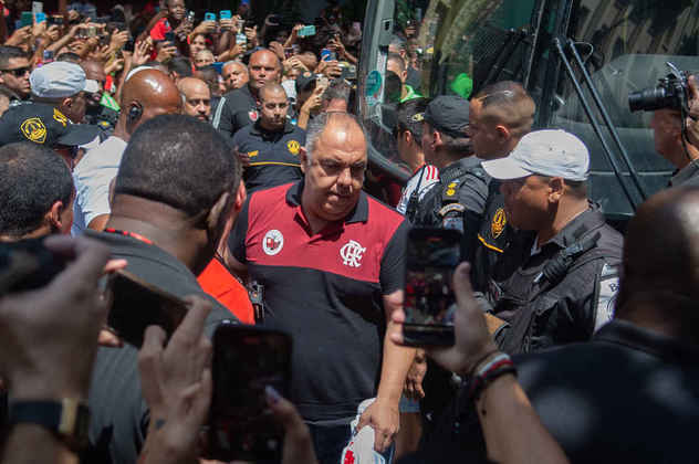 O vice-presidente de futebol Marcos Braz marcou presença na festa.
