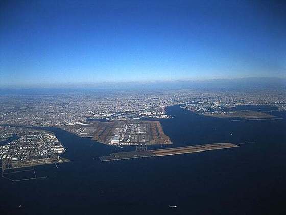 O voo JL-331 tinha partido do Aeroporto de Heneda, em Tóquio, capital do país.