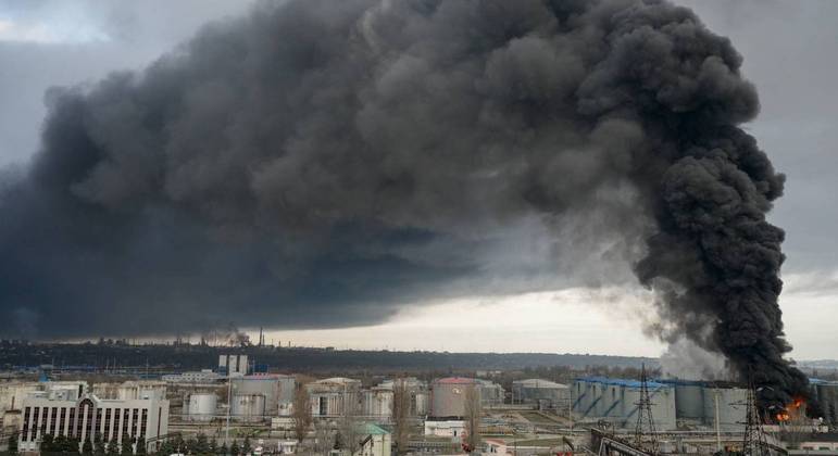 Ataque russo destrói instalações em zona industrial de Odessa - Notícias -  R7 Internacional