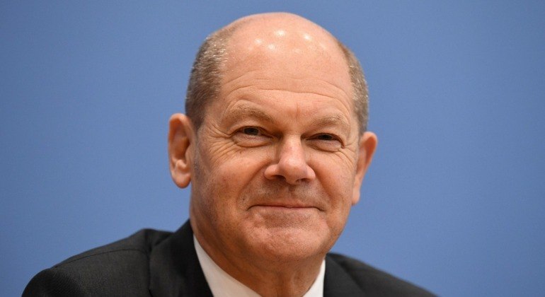 Olaf Scholz realiza conferência de imprensa sobre a estimativa fiscal da Alemanha, em Berlim