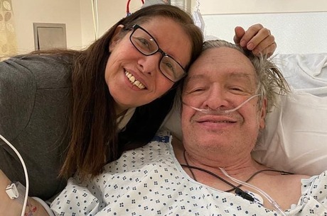Olavo de Carvalho está hospitalizado