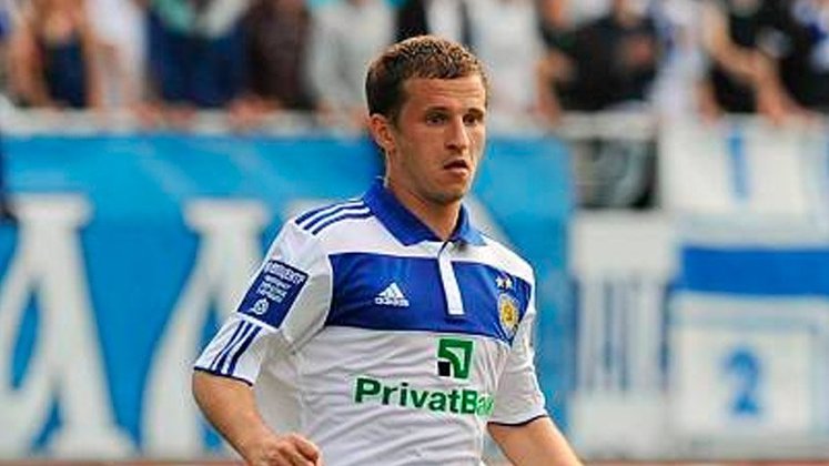 Oleksandr Aliyev (37 anos) - Jogador de futebol