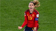 Autora do gol do título da Espanha na Copa do Mundo jogou a final sem saber da morte do pai