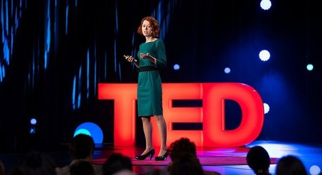 Olga Yurkova falou no evento TED 2018 sobre a importância de deter as notícias falsas na Ucrânia