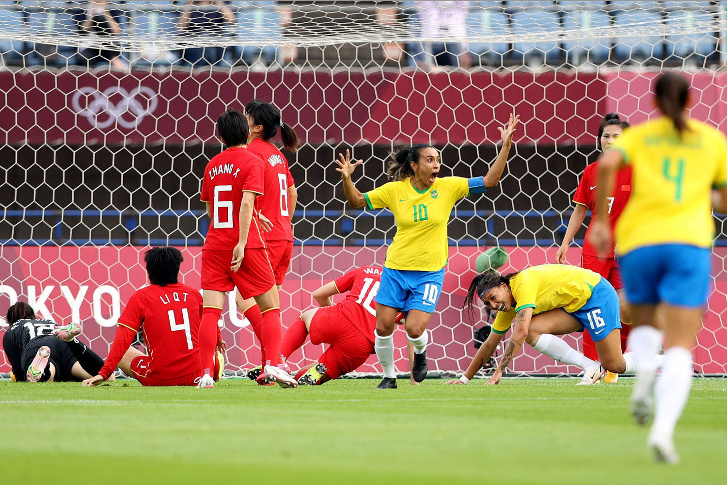 Brasil Estreia Com Goleada Sobre A China No Futebol Feminino Esportes R7 Olimpiadas