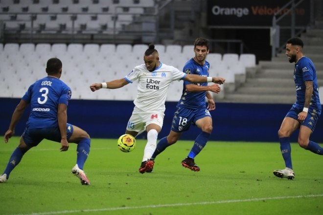 Em jogo emocionante, Al-Hilal empata na primeira rodada da AFC